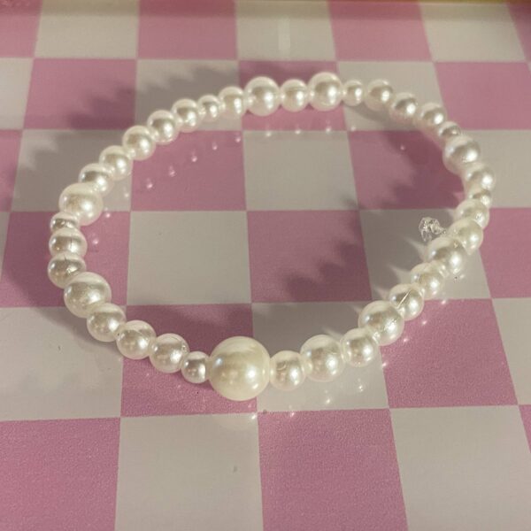 small pearl bracelet